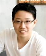 Image of Dr Yichao Jin.